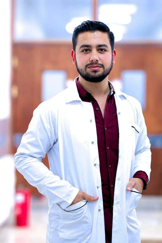 This image has an empty alt attribute; its file name is mohamad-azaam-1O8CJy1A7Wo-unsplash-682x1024.jpg